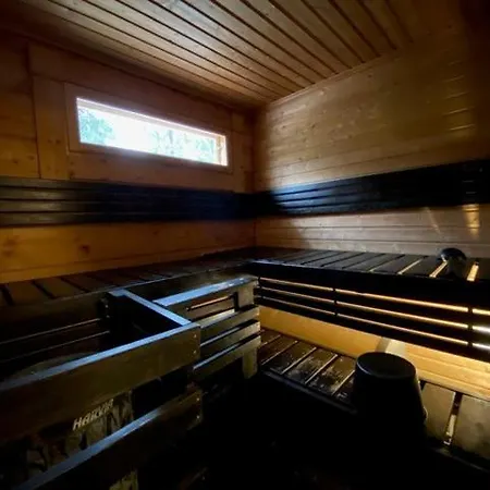 Salmikunnaan Huvila A Holiday home *