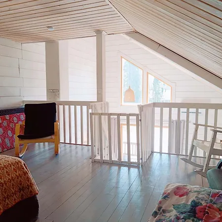 別荘 Salmikunnaan A